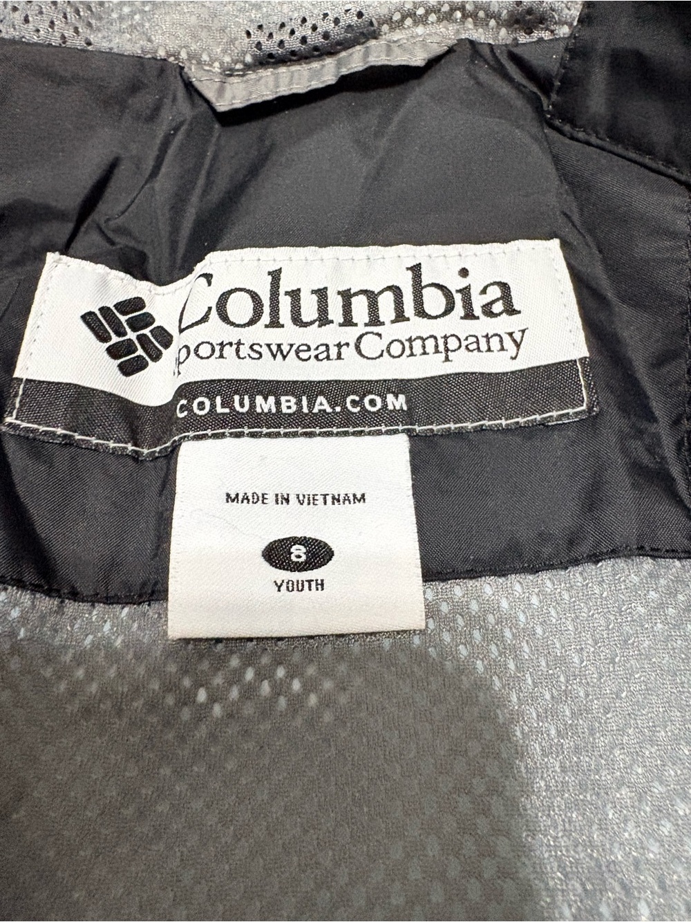 Columbia Youth Size 8 Omni-Tech Waterproof Hooded Rain Jacket Black Gray - Picture 4 of 6